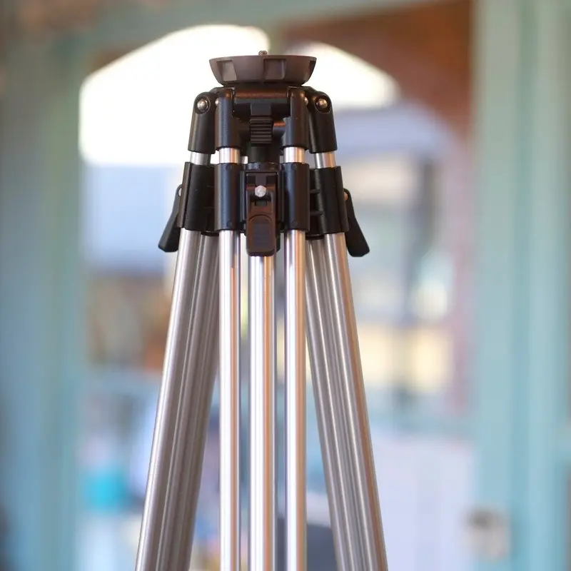 Bogen 3081 (AKA Manfrotto 351MV)
