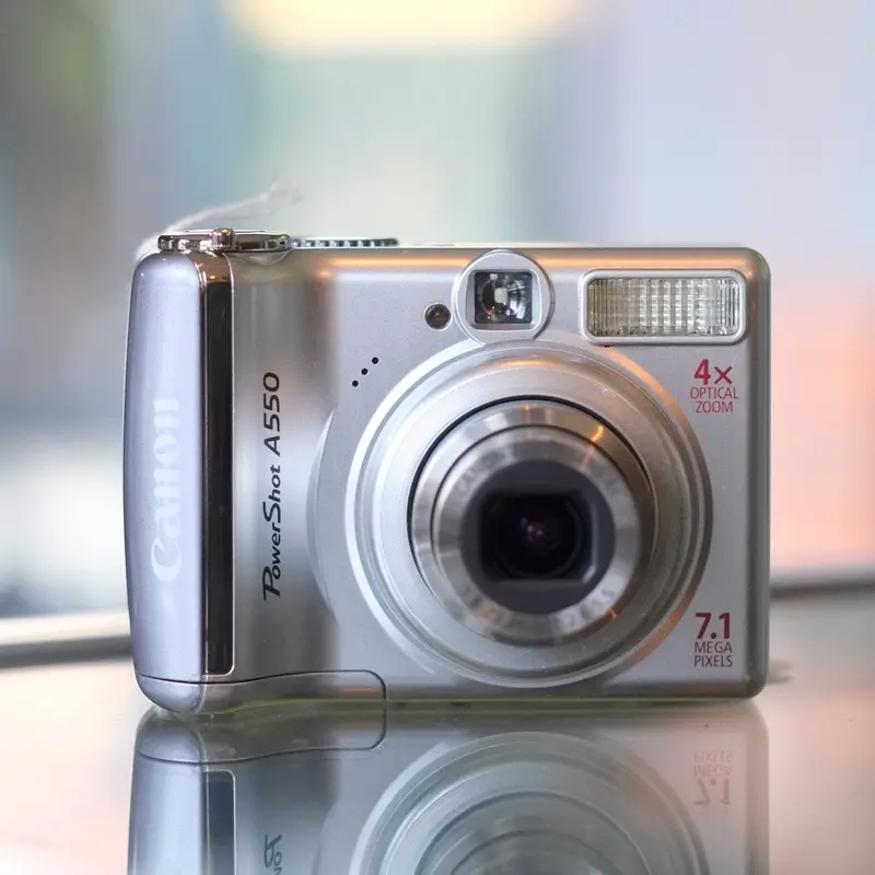 Canon Powershot A550