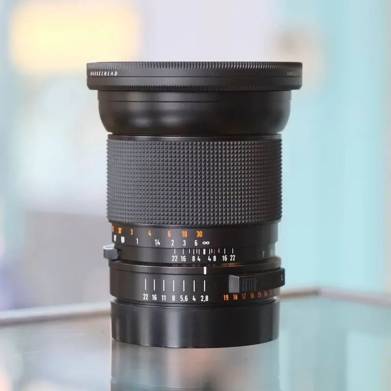 Carl Zeiss F Distagon 50mm f2.8 T*