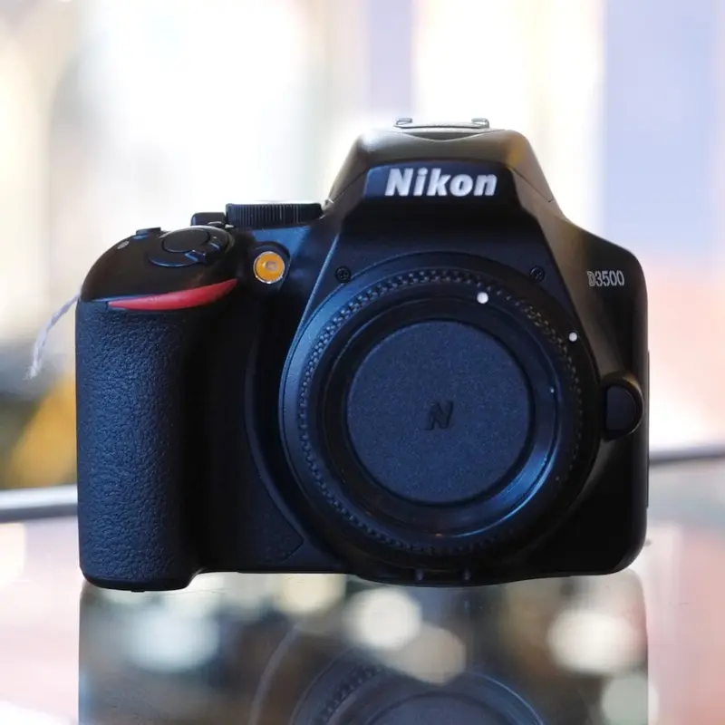 Nikon D3500