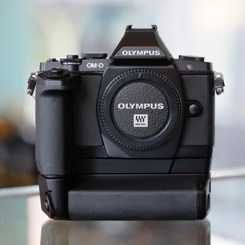 Olympus OM-D E-M5