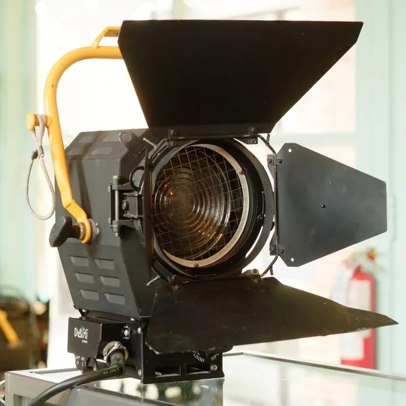 DeSisti Leonardo "Piccolo" 370 2000W Fresnel