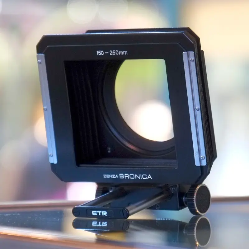 Bronica ETR bellows shade