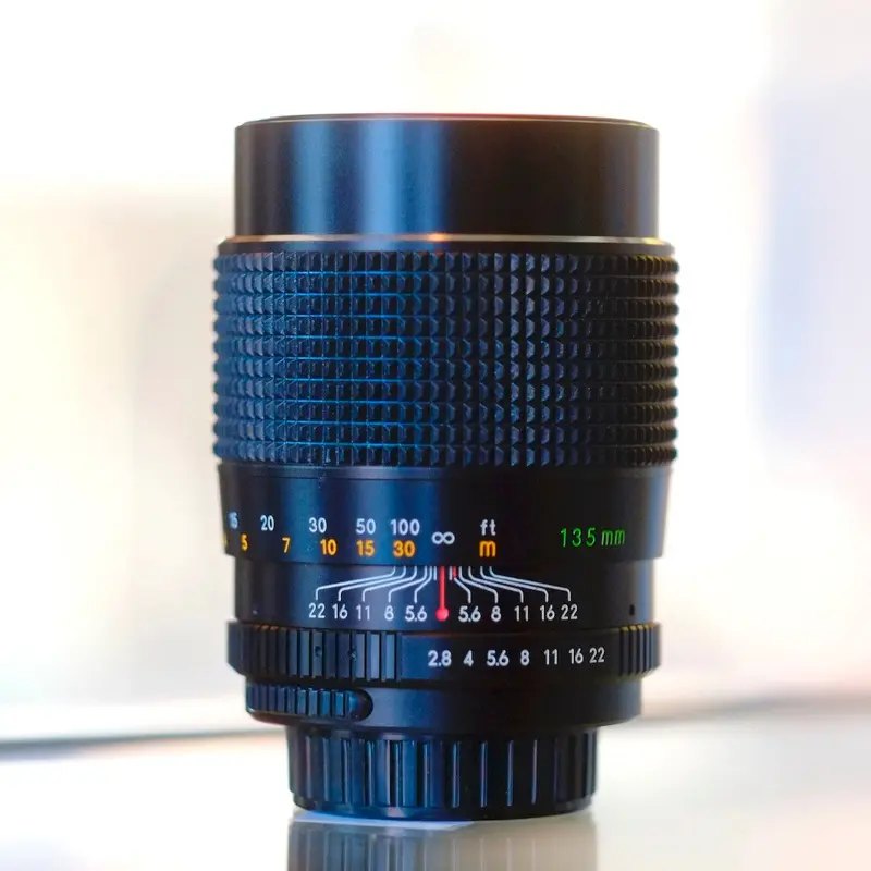 Auto Chinon 135mm f2.8 for M42