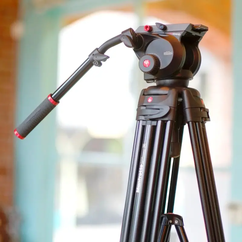 Manfrotto 546B with 504HD