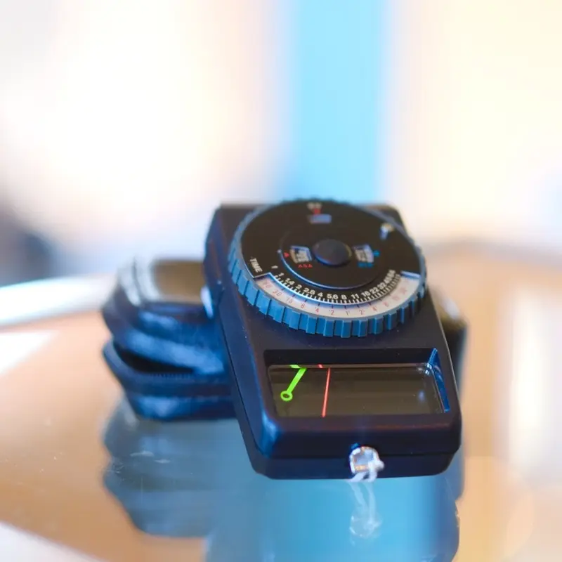 Vivitar 35 light meter
