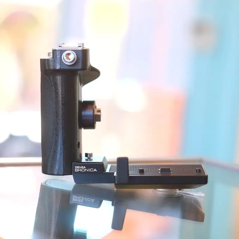 Zenza Bronica Speed Grip S