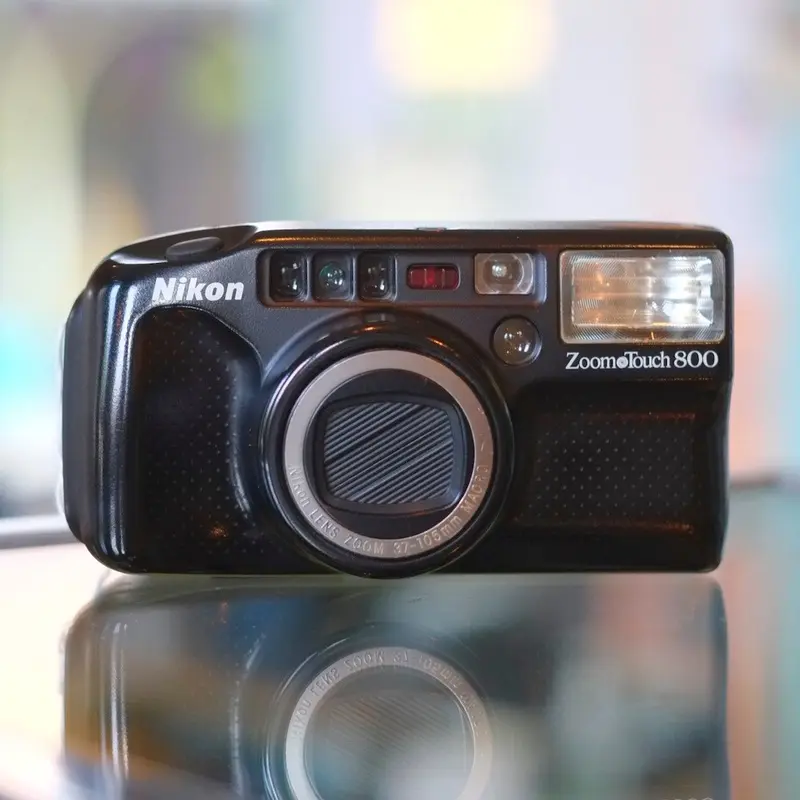 Nikon Zoom Touch 800
