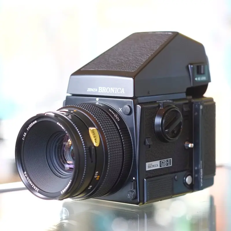 Bronica GS-1 with 100mm f3.5 Zenzanon-PG & 6x4.5 back