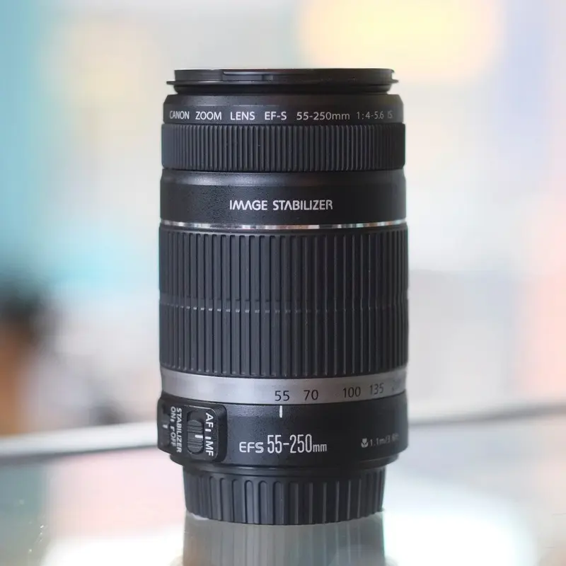 Canon EF-S 55-250mm f4-5.6 IS