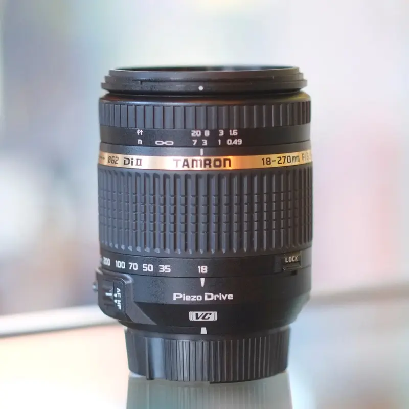 Tamron 18-270mm f3.5-6.3 Di II VC (model B008) for Nikon F