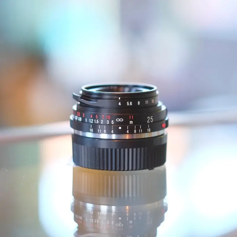 Voigtlander Color Skopar 25mm f4 for Leica M