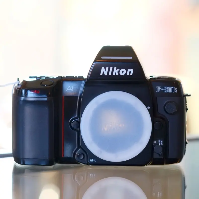 Nikon F-801s