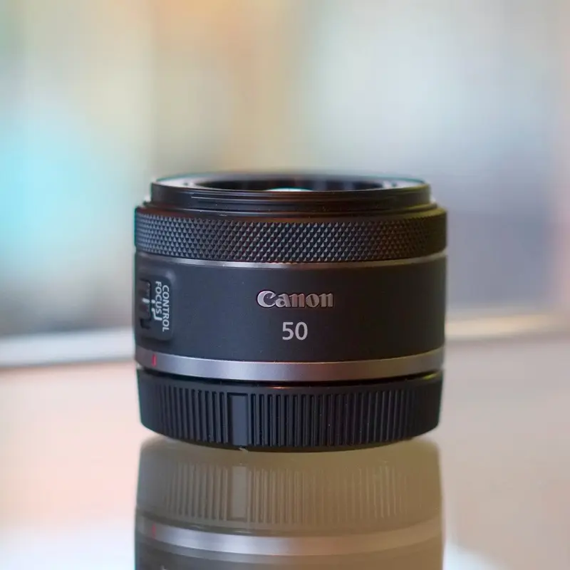 Canon RF 50mm f1.8 STM