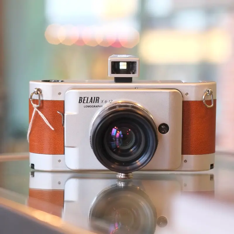 Lomography Belair Jetsetter with 90mm Belairgon