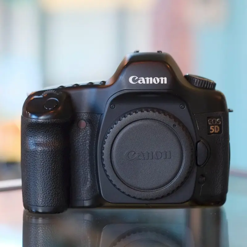 Canon EOS 5D