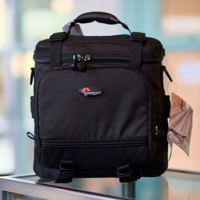 Lowepro Pro Mag AW
