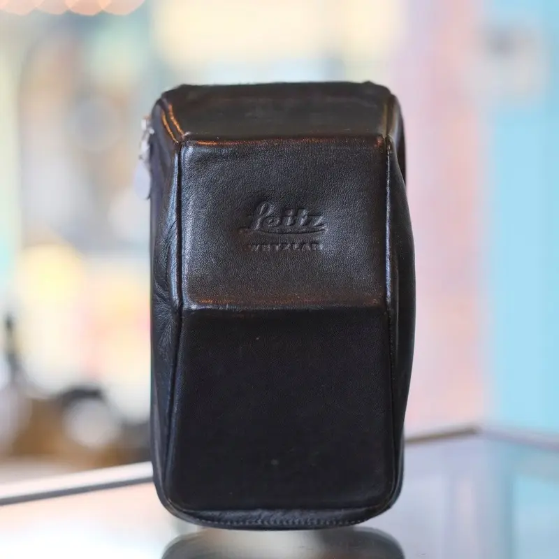 Everready case for Leica M5