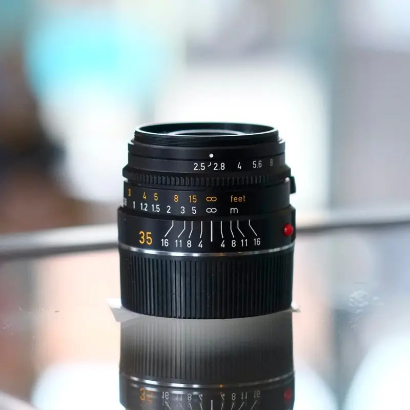 Leica Summarit-M 35mm f2.5