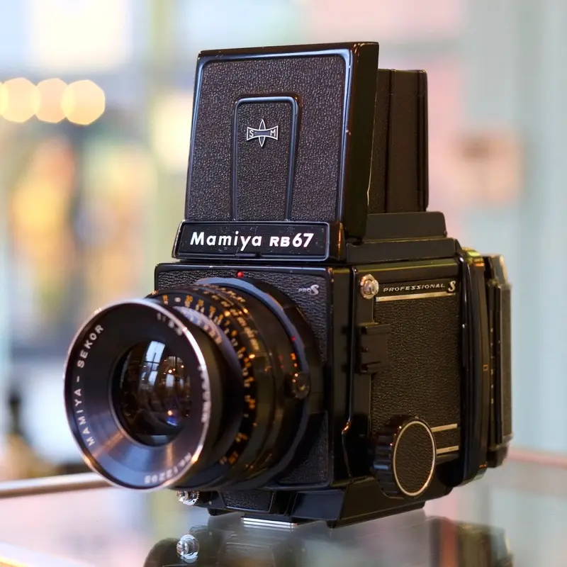 Mamiya RB67 Professional S with Mamiya-Sekor C 90mm f3.8 lens