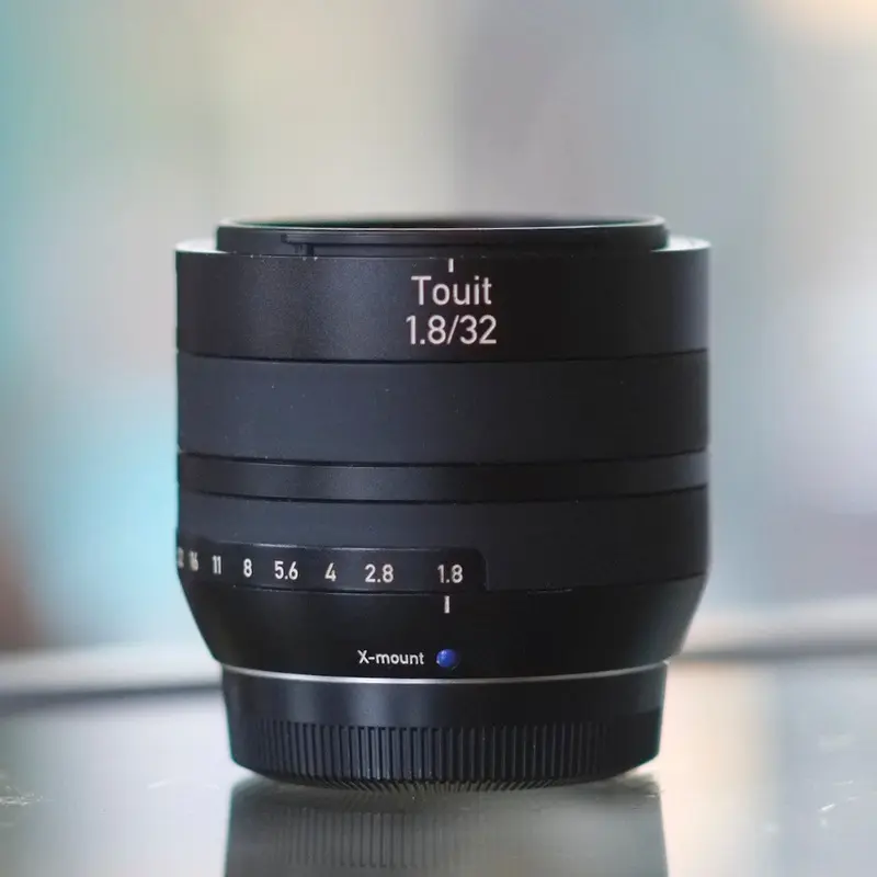 Zeiss Touit Planar 32mm f1.8 T* for Fuji X