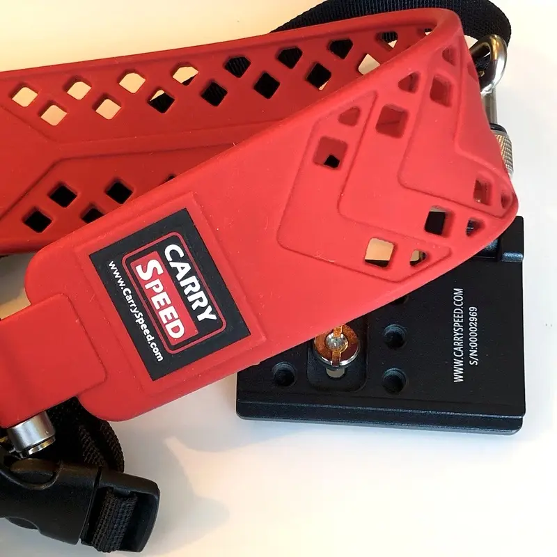 Carryspeed strap with camera plate