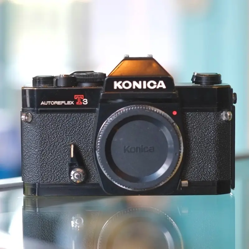 Konica Autoreflex T3