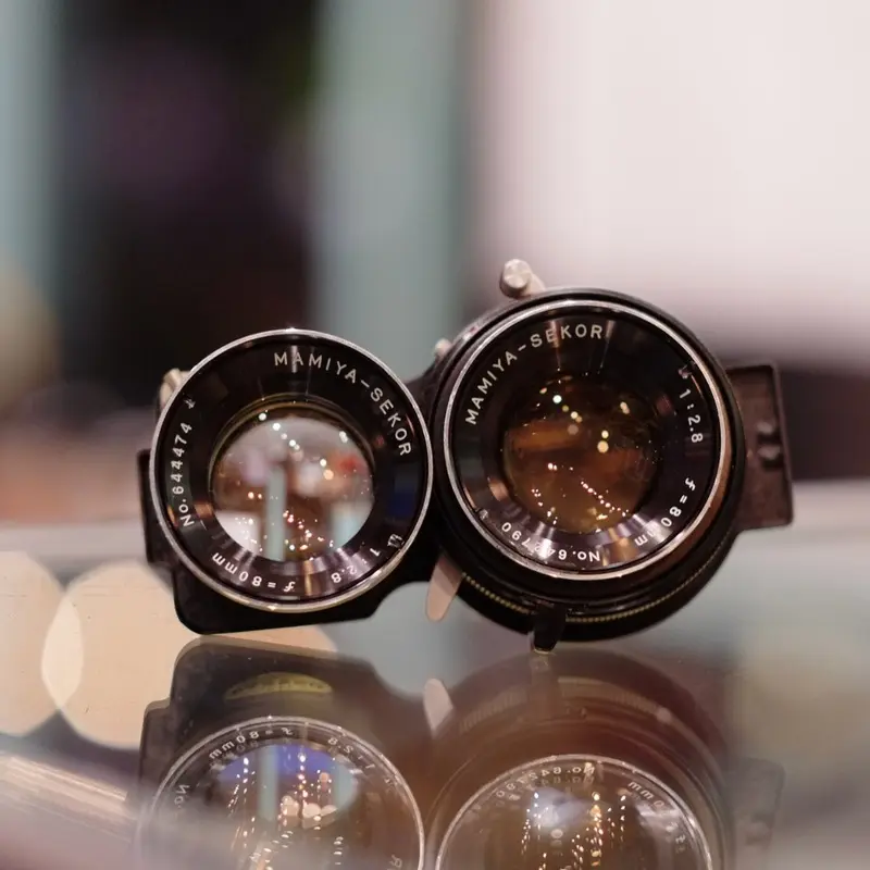 Mamiya Sekor 80mm f2.8 twin lens