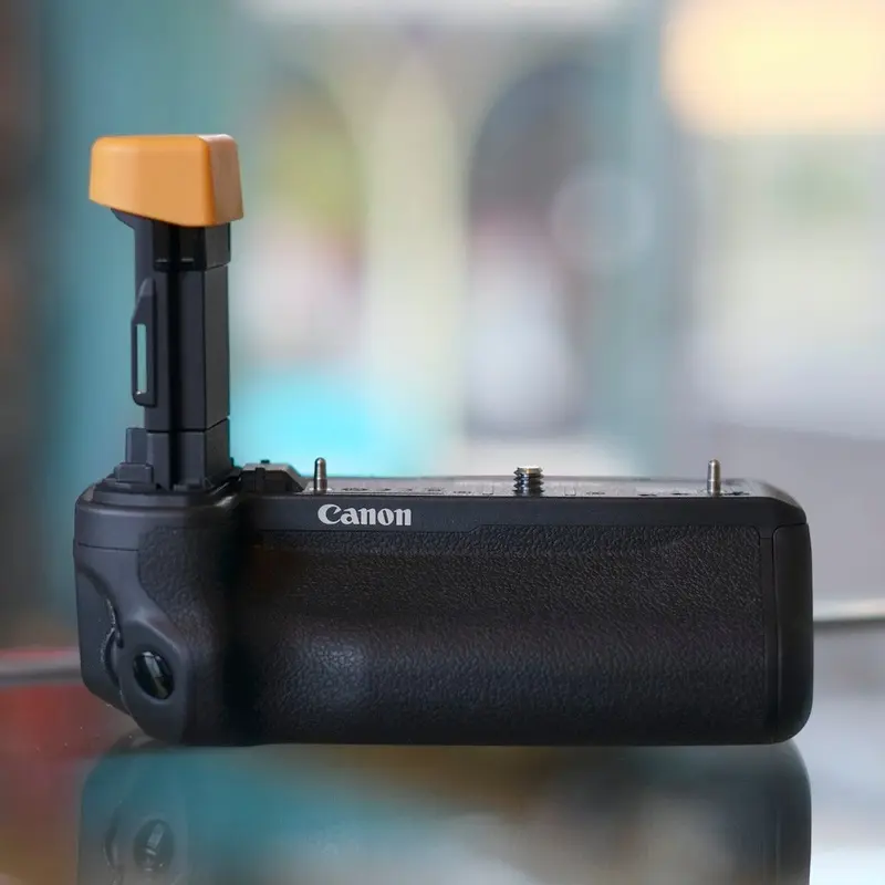 Canon BG-R10