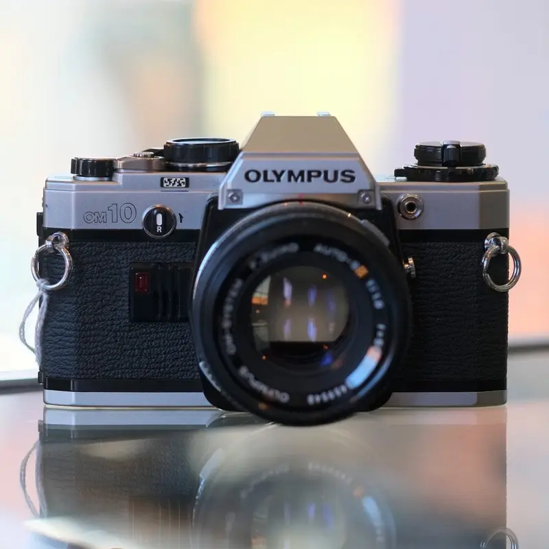 Olympus OM-10 with F.Zuiko 50mm f1.8