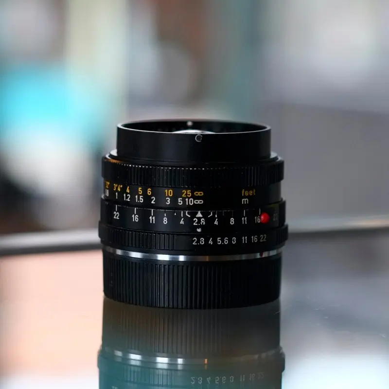 Leitz Elmarit-R 28mm f2.8 (3 cam)