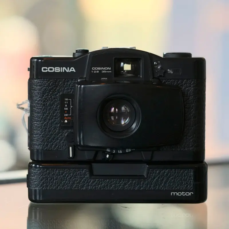 Cosina CX-2