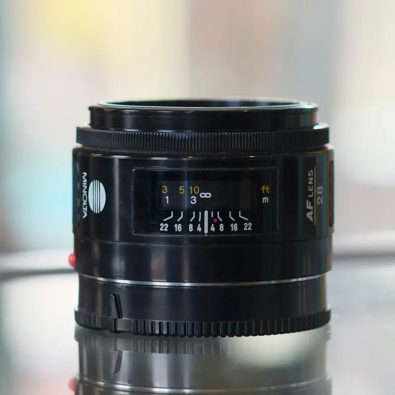 Minolta Maxxum AF 28mm f2.8 ("crossed X" version)