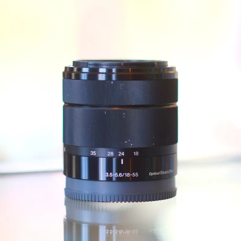 Sony E 18-55mm f3.5-5.6 OSS