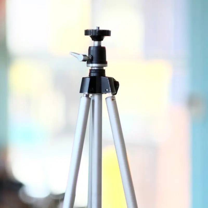 Metal Tripod