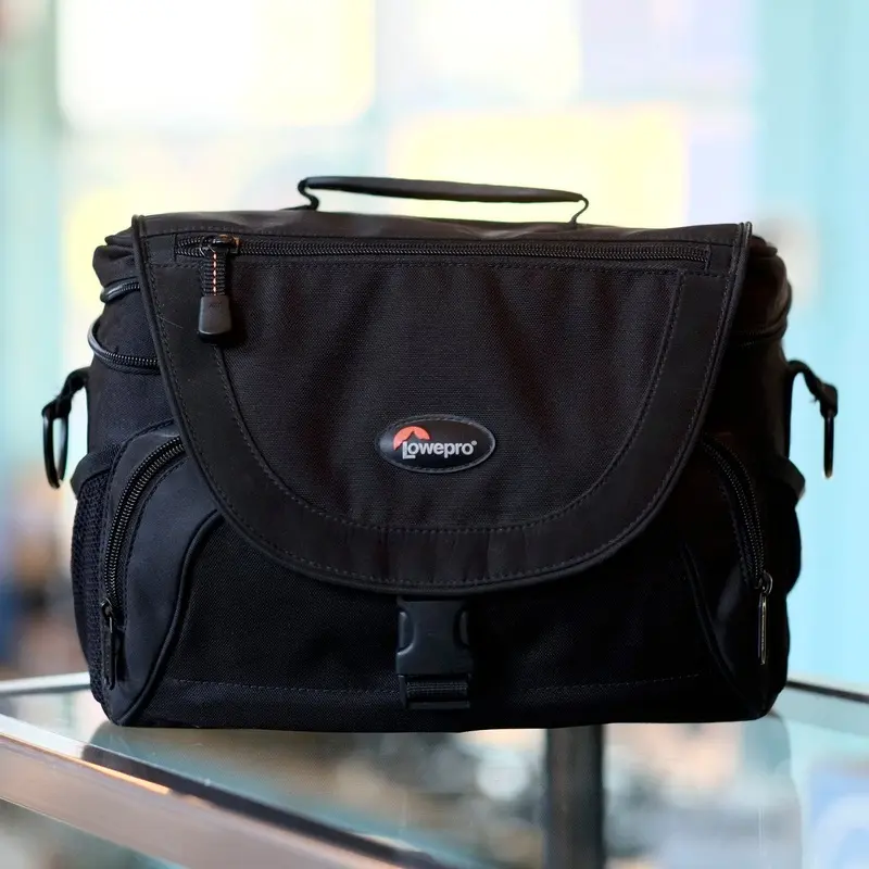 Lowepro Nova 4 AW