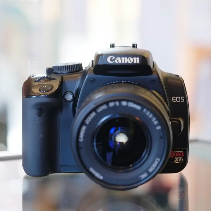 Canon EOS Rebel XTi with 18-55mm f3.5-5.6 II