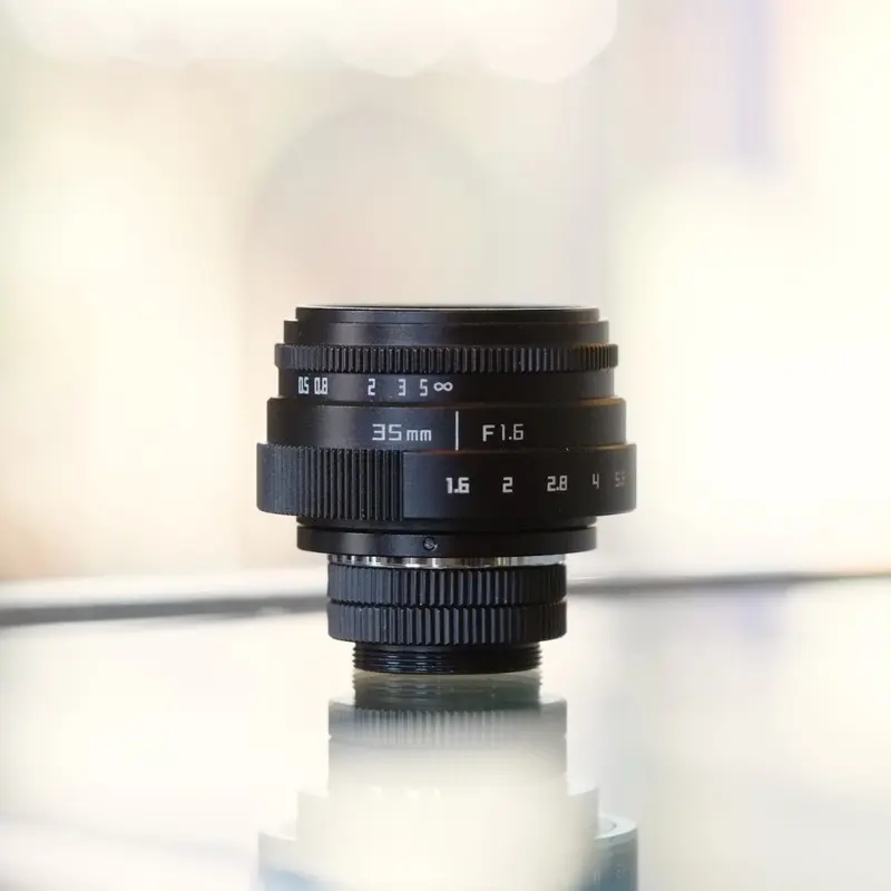 Unbranded 35mm f1.6 for C mount