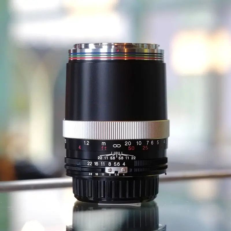 Voigtlander APO-Lanthar 180mm f4 SL for Nikon F