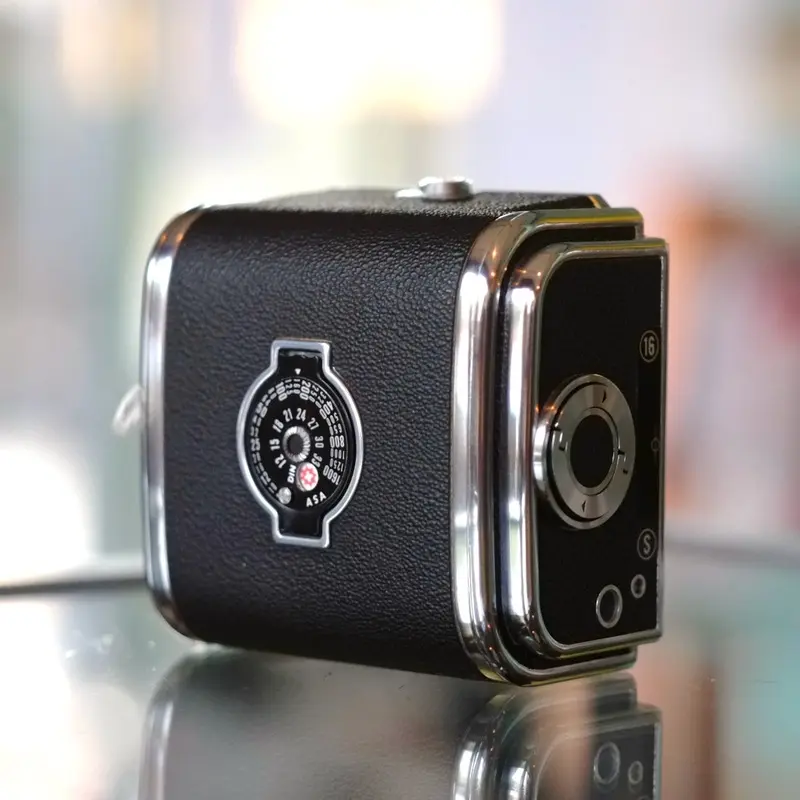 Hasselblad Magazine 16S