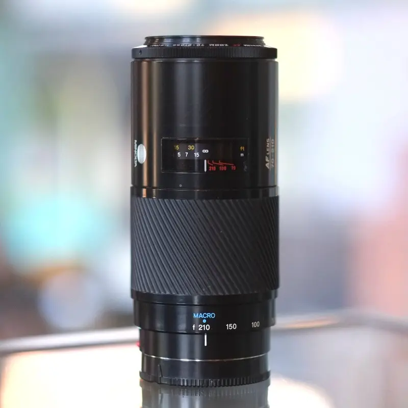 Minolta Maxxum AF 70-210mm f4 Crossed X