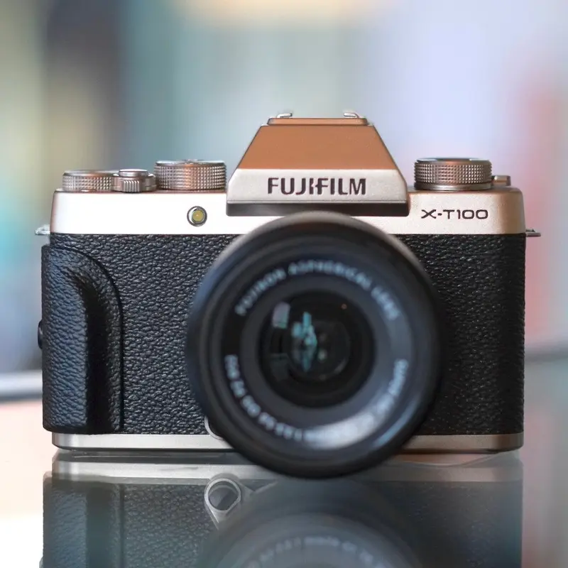 Fujifilm X-T100 with XC 15-45mm f3.5-5.6 OIS