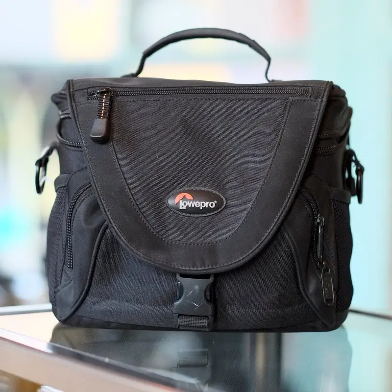 Lowepro Nova 3 AW