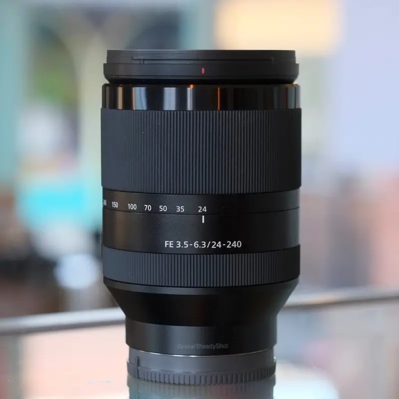 Sony FE 24-240mm f3.5-6.3 OSS