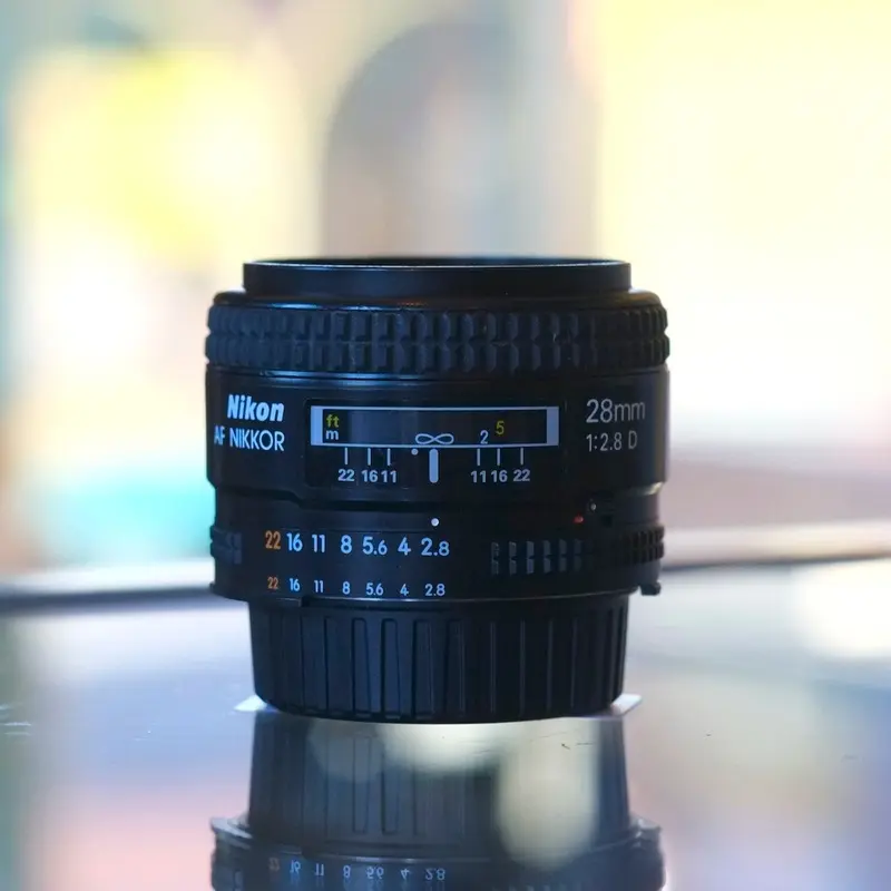 Nikon 28mm f2.8D AF Nikkor