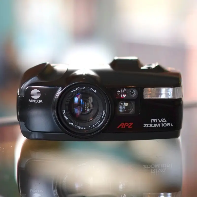 Minolta Riva Zoom 105i