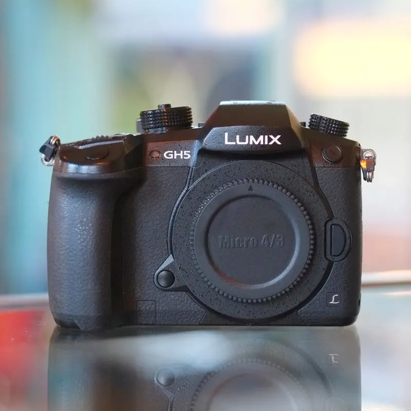Panasonic Lumix GH5
