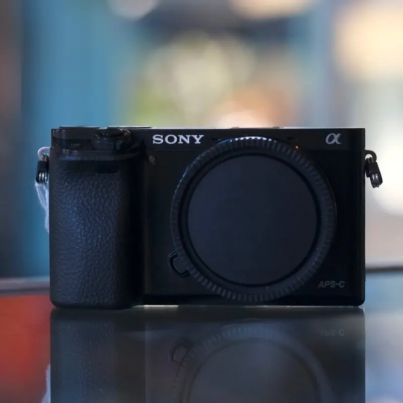 Sony A6000