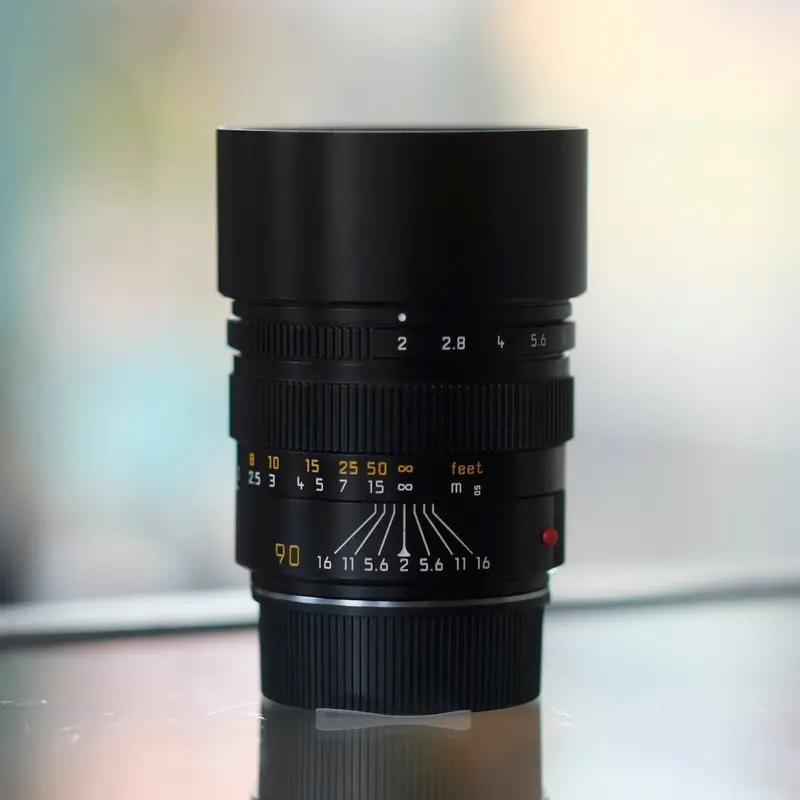 Leica 90mm f2 Summicron-M (E55)
