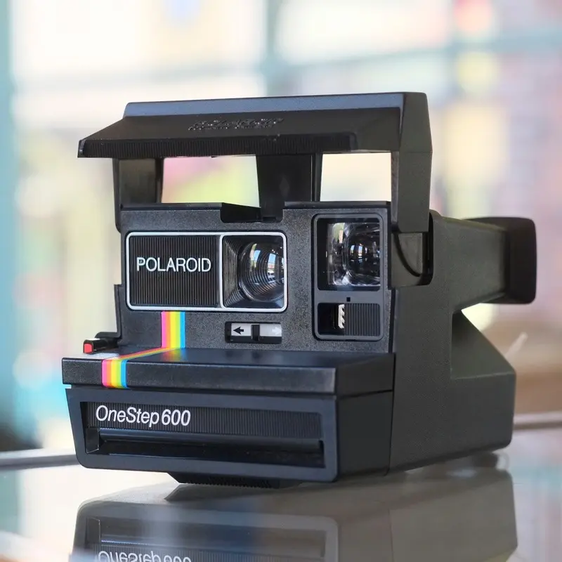 Polaroid OneStep 600